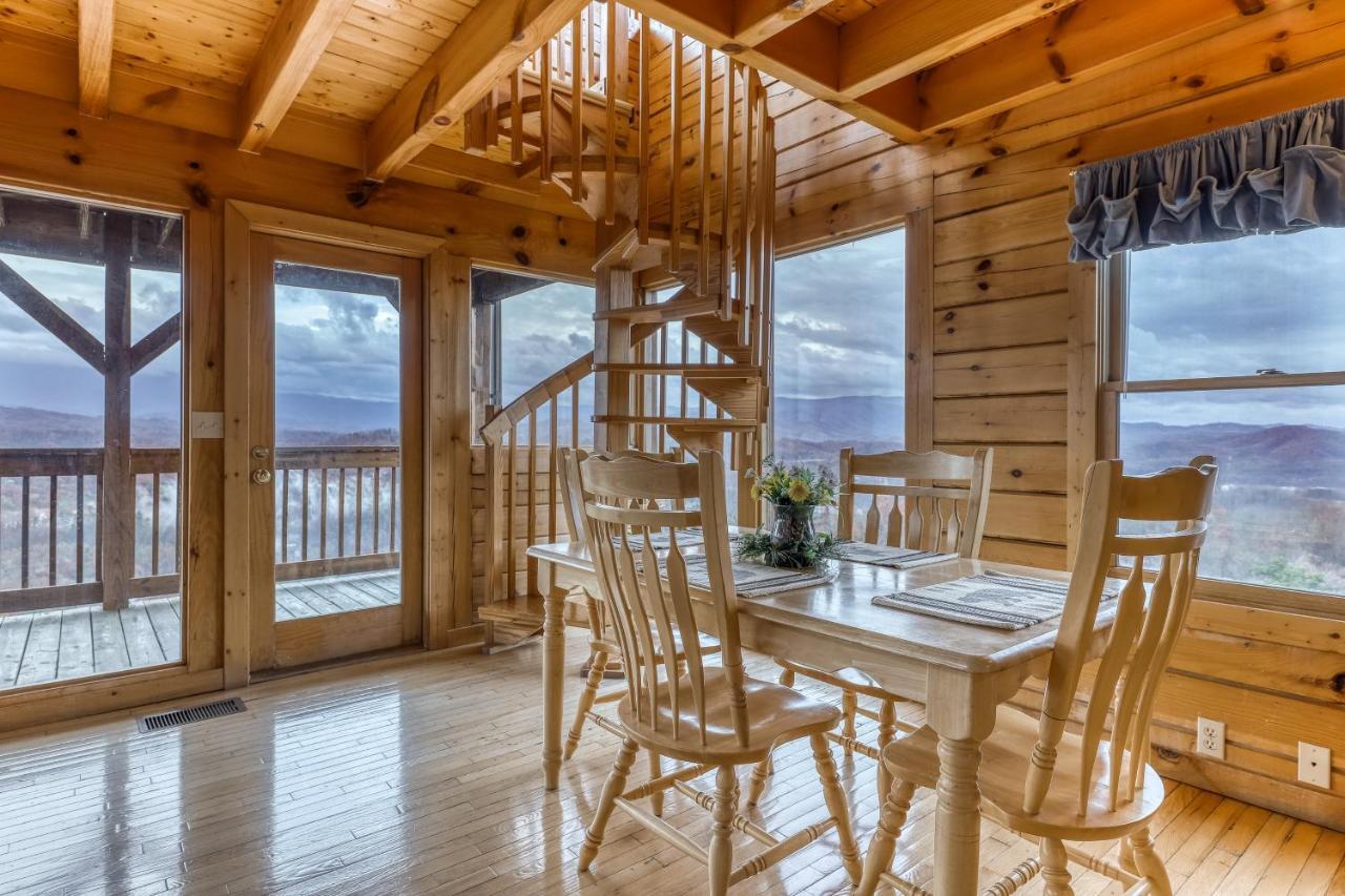 Amidst The Beauty Villa Pigeon Forge Esterno foto