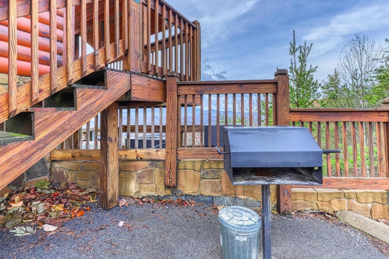 Amidst The Beauty Villa Pigeon Forge Esterno foto