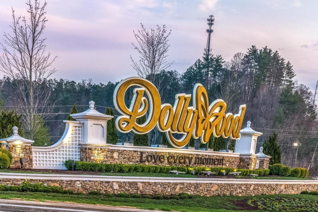 Amidst The Beauty Villa Pigeon Forge Esterno foto